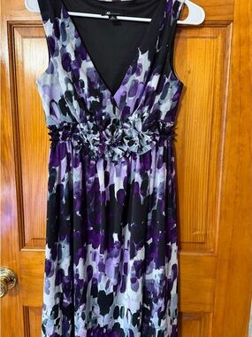 AB Studio Black and Purple Floral V-Neck Midi Dress